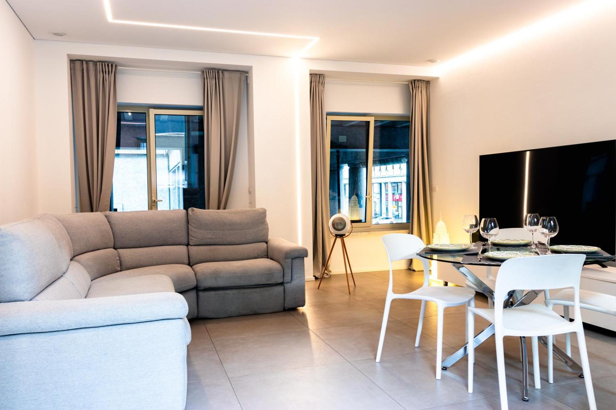 White Roma - Elegant And Comfortable Torino Esterno foto